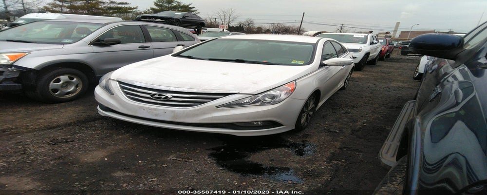 5NPEC4AB4EH910216 2014 HYUNDAI SONATA photo no. 2