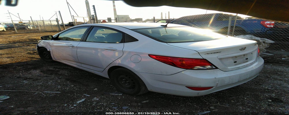 KMHCT4AEXHU203144 2017 HYUNDAI ACCENT photo no. 3
