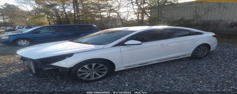 5NPE34AF9FH068719 2015 HYUNDAI SONATA photo no. 2