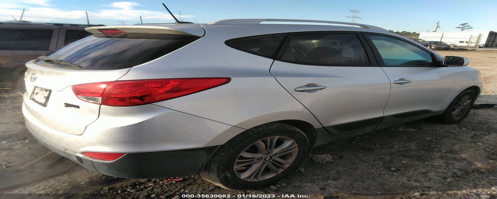 KM8JU3AG9FU011050 2015 HYUNDAI TUCSON photo no. 4