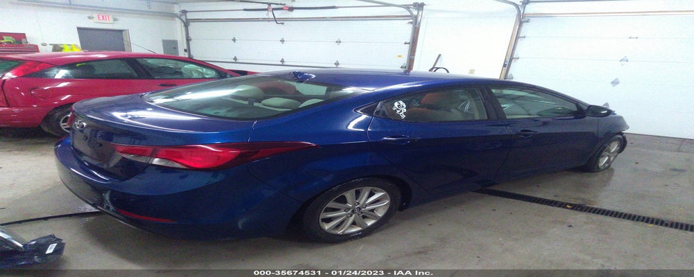 5NPDH4AE5FH589358 2015 HYUNDAI ELANTRA photo no. 4
