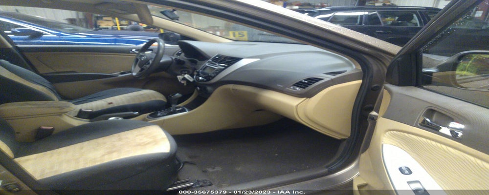 KMHCU4AE5CU035953 2012 HYUNDAI ACCENT photo no. 5