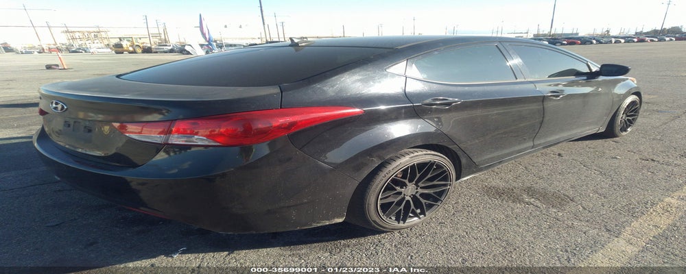 5NPDH4AE6DH265302 2013 HYUNDAI ELANTRA photo no. 4