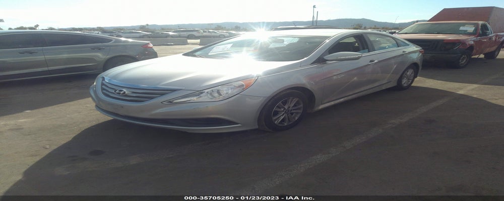 5NPEB4AC8EH857550 2014 HYUNDAI SONATA photo no. 2