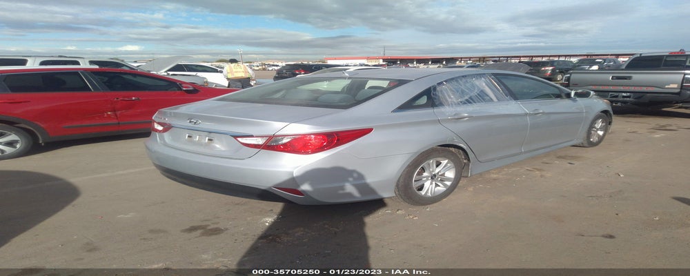 5NPEB4AC8EH857550 2014 HYUNDAI SONATA photo no. 4