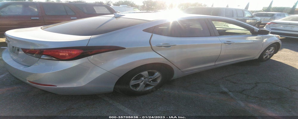 5NPDH4AE6FH646196 2015 HYUNDAI ELANTRA photo no. 4