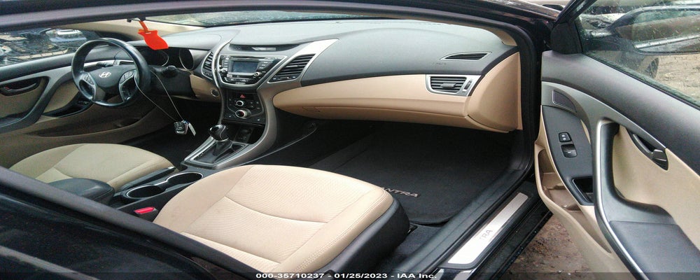 5NPDH4AE3GH679738 2016 HYUNDAI ELANTRA photo no. 5