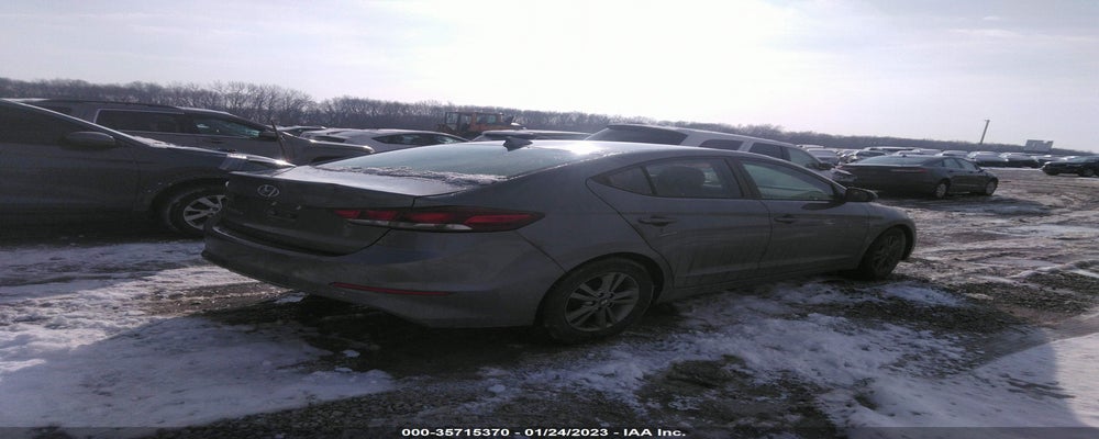 KMHD84LF8HU211805 2017 HYUNDAI ELANTRA photo no. 4