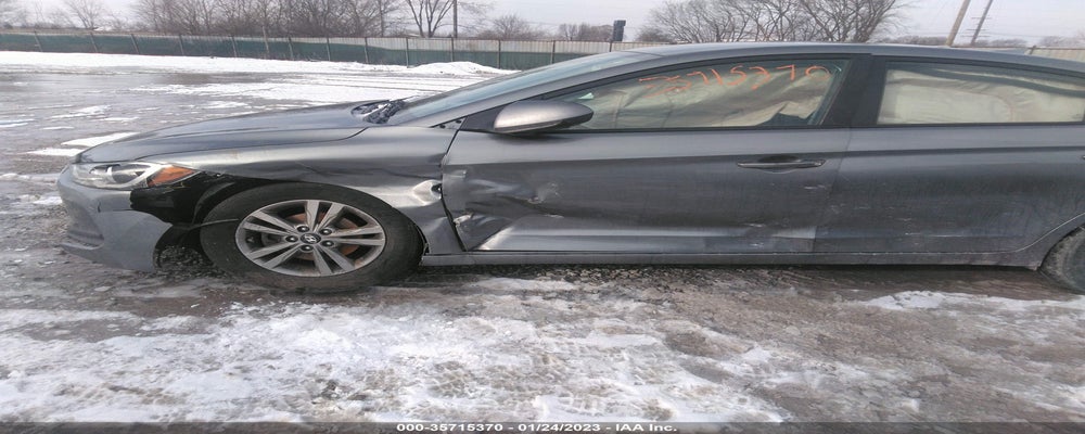 KMHD84LF8HU211805 2017 HYUNDAI ELANTRA photo no. 6
