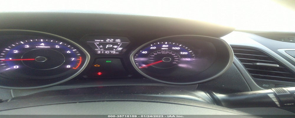 5NPDH4AEXFH588870 2015 HYUNDAI ELANTRA photo no. 7