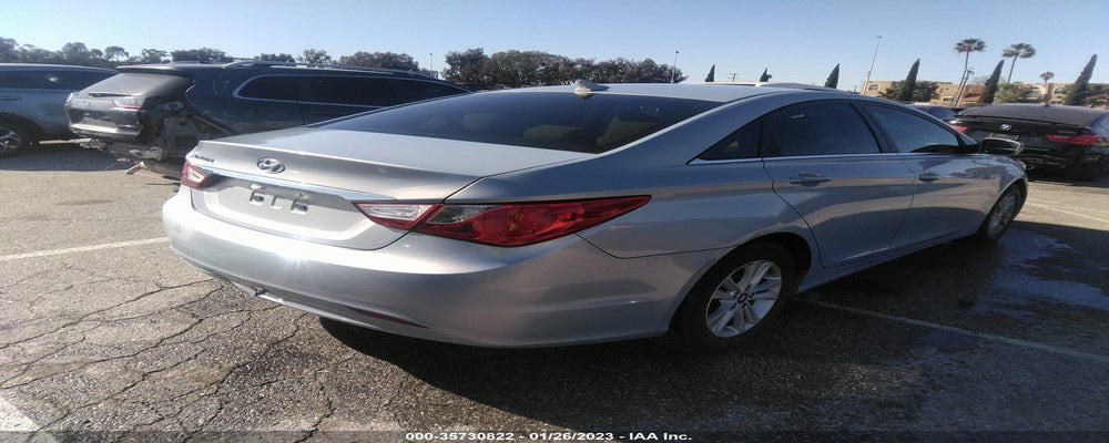 5NPEB4AC8BH136012 2011 HYUNDAI SONATA photo no. 4