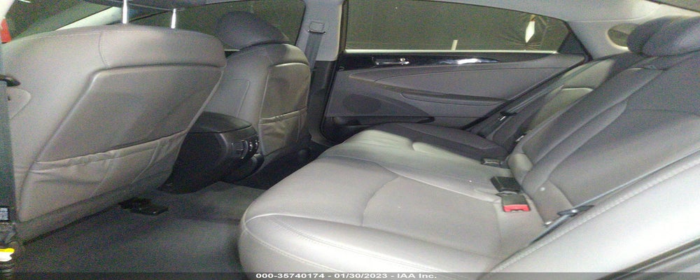5NPEC4AC9BH138882 2011 HYUNDAI SONATA photo no. 8