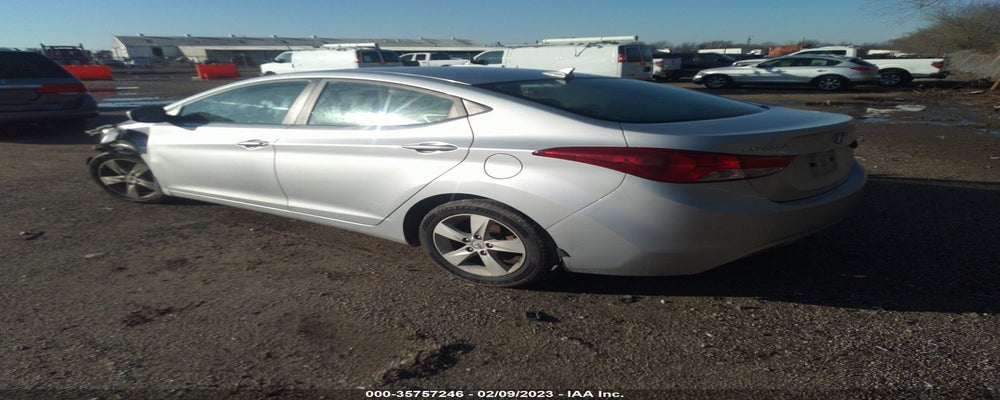 5NPDH4AE9CH127137 2012 HYUNDAI ELANTRA photo no. 3