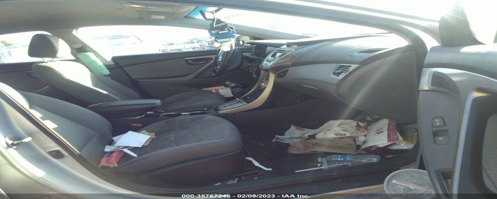5NPDH4AE9CH127137 2012 HYUNDAI ELANTRA photo no. 5