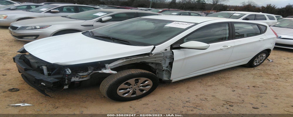 KMHCT5AE2GU248227 2016 HYUNDAI ACCENT photo no. 2