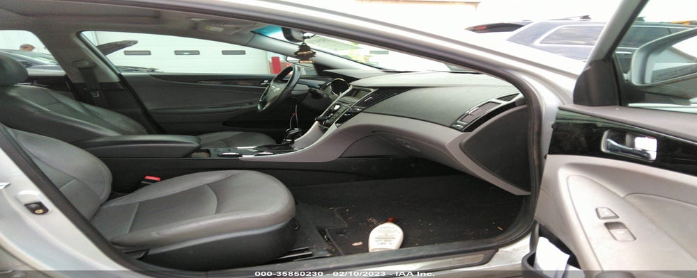 5NPEC4AC5BH230927 2011 HYUNDAI SONATA photo no. 5