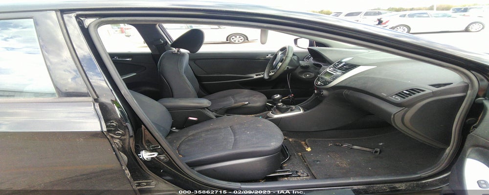 KMHCU5AE0DU078572 2013 HYUNDAI ACCENT photo no. 5