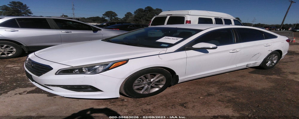 5NPE24AA3FH201420 2015 HYUNDAI SONATA photo no. 2