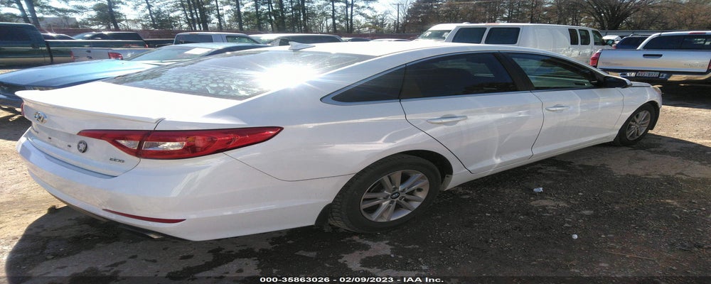 5NPE24AA3FH201420 2015 HYUNDAI SONATA photo no. 4