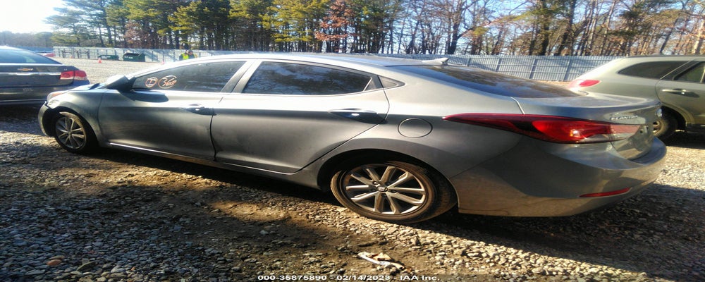 KMHDH4AE7FU223435 2015 HYUNDAI ELANTRA photo no. 3