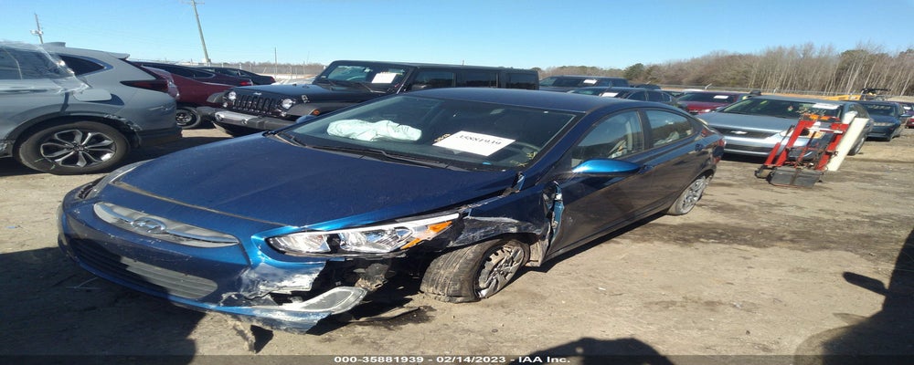 KMHCT4AE3HU203857 2017 HYUNDAI ACCENT photo no. 2