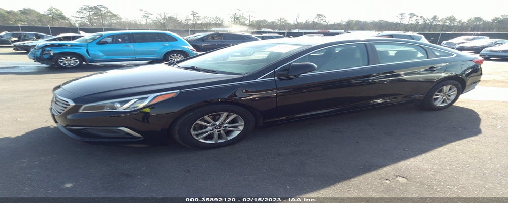 5NPE24AF1HH507868 2017 HYUNDAI SONATA photo no. 2