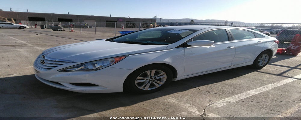 5NPEB4AC4BH010942 2011 HYUNDAI SONATA photo no. 2