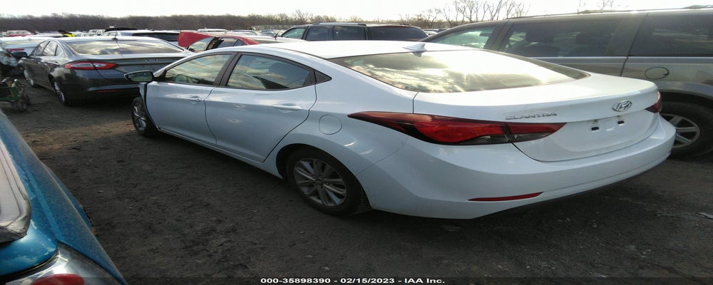 5NPDH4AE2FH583601 2015 HYUNDAI ELANTRA photo no. 3