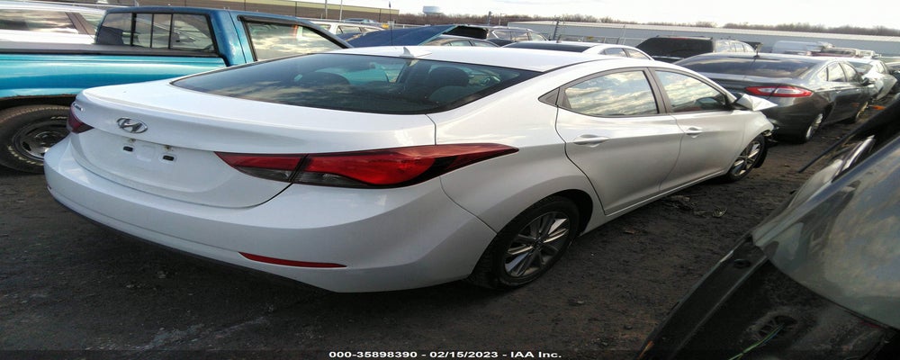 5NPDH4AE2FH583601 2015 HYUNDAI ELANTRA photo no. 4