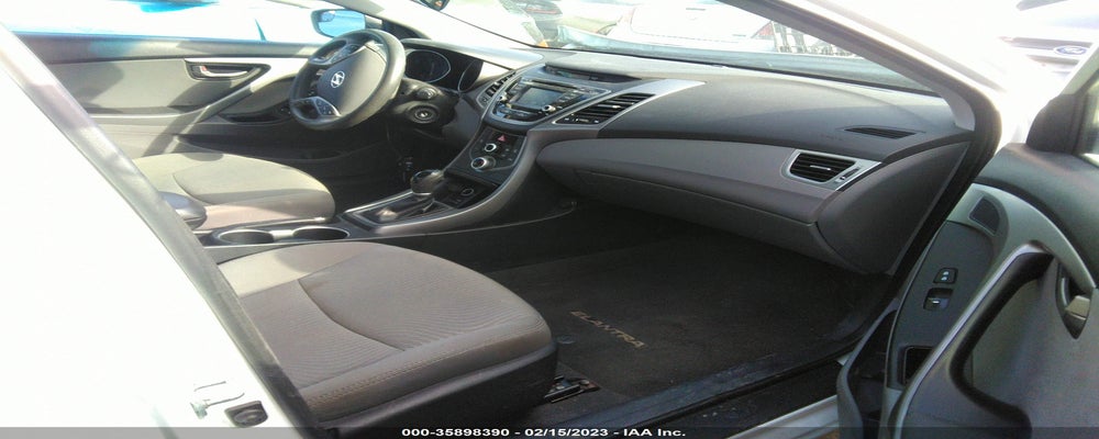 5NPDH4AE2FH583601 2015 HYUNDAI ELANTRA photo no. 5