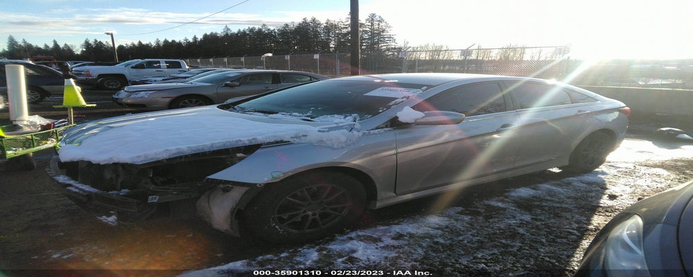 5NPEB4AC4EH820253 2014 HYUNDAI SONATA photo no. 2