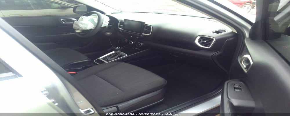 KMHRB8A30NU147505 2022 HYUNDAI VENUE photo no. 5
