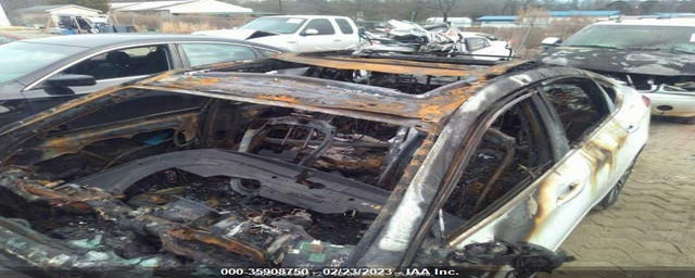 KMHGN4JE4FU073659 2015 HYUNDAI GENESIS photo no. 6