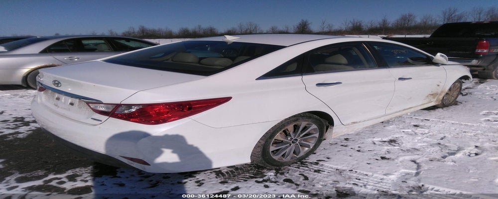 5NPEC4AC4EH905199 2014 HYUNDAI SONATA photo no. 4