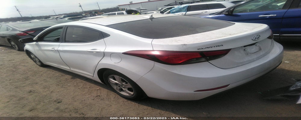 5NPDH4AEXFH566626 2015 HYUNDAI ELANTRA photo no. 3
