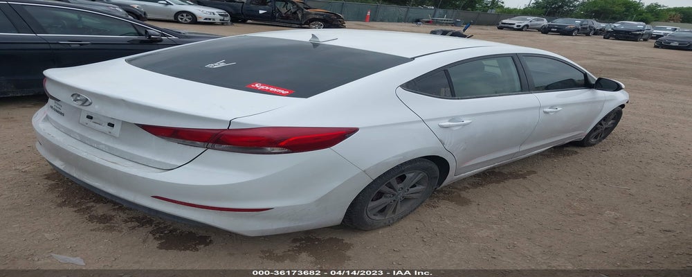 5NPD84LF4HH000325 2017 HYUNDAI ELANTRA photo no. 4