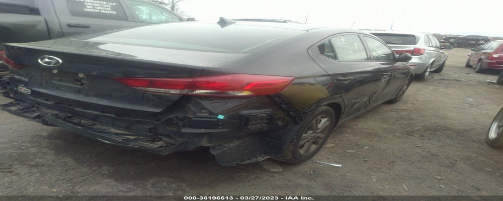 5NPD84LF5JH372746 2018 HYUNDAI ELANTRA photo no. 4