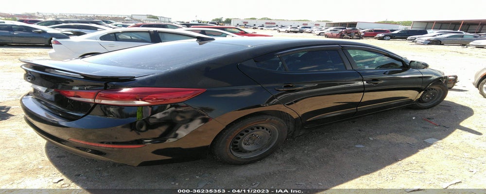 KMHD74LF0HU135676 2017 HYUNDAI ELANTRA photo no. 4