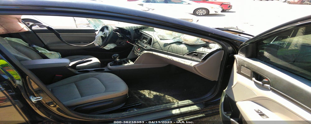KMHD74LF0HU135676 2017 HYUNDAI ELANTRA photo no. 5