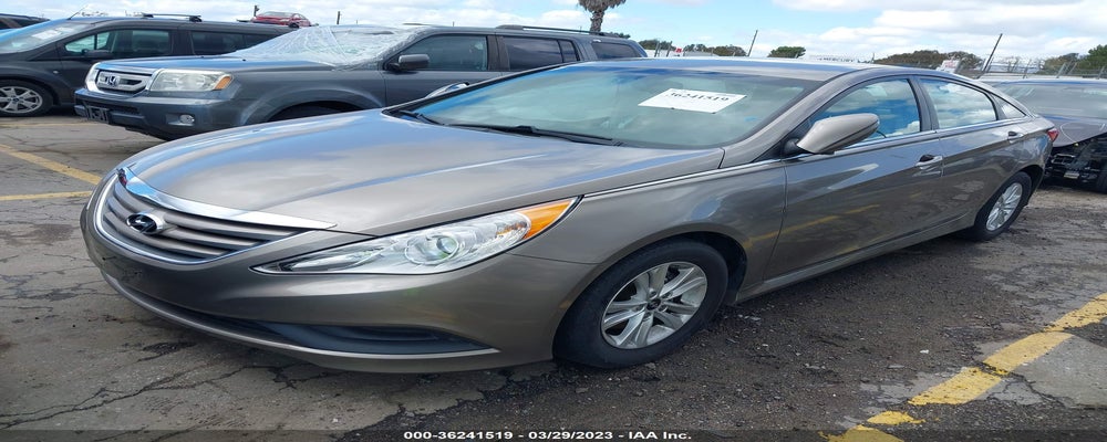 5NPEB4AC9EH941019 2014 HYUNDAI SONATA photo no. 2