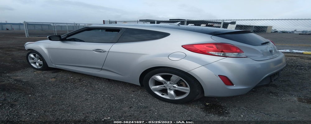 KMHTC6AD0FU235830 2015 HYUNDAI VELOSTER photo no. 3