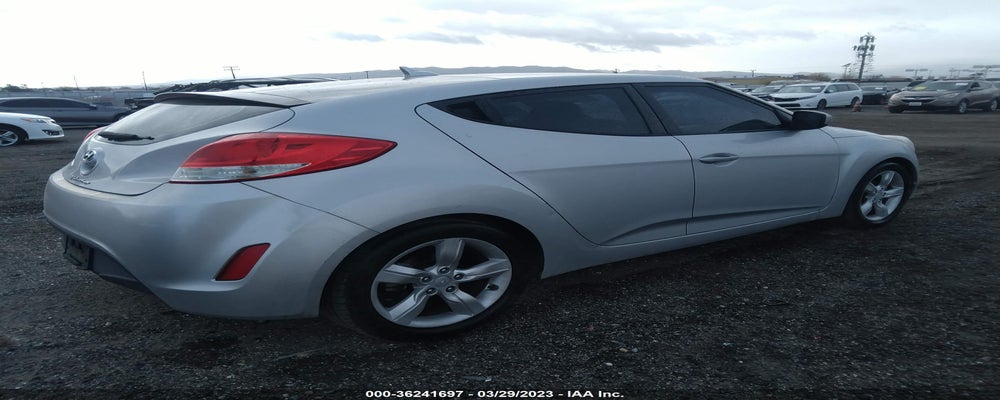 KMHTC6AD0FU235830 2015 HYUNDAI VELOSTER photo no. 4