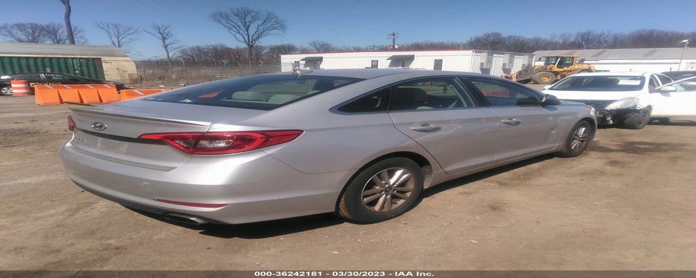 5NPE24AF6FH225268 2015 HYUNDAI SONATA photo no. 4