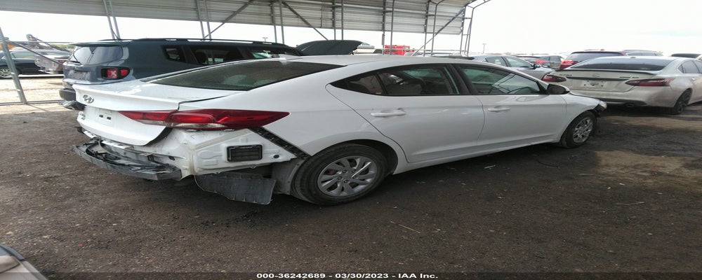 5NPD74LFXHH189646 2017 HYUNDAI ELANTRA photo no. 4
