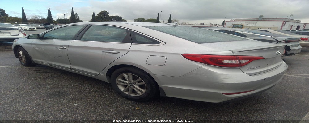 5NPE24AF0FH065064 2015 HYUNDAI SONATA photo no. 3