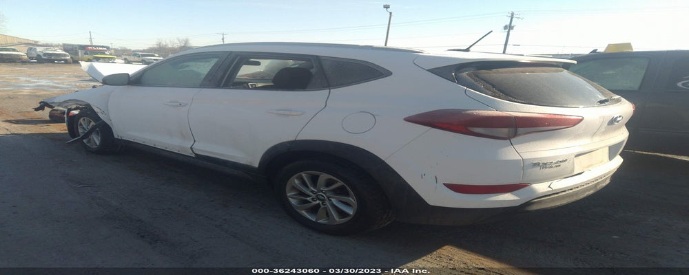KM8J33A41GU125554 2016 HYUNDAI TUCSON photo no. 3