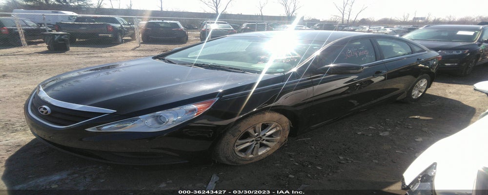 5NPEB4AC3EH897163 2014 HYUNDAI SONATA photo no. 2