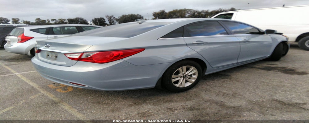 5NPEB4AC9BH104329 2011 HYUNDAI SONATA photo no. 4