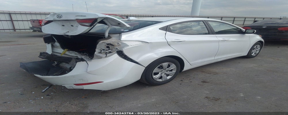 5NPDH4AE4GH767374 2016 HYUNDAI ELANTRA photo no. 4