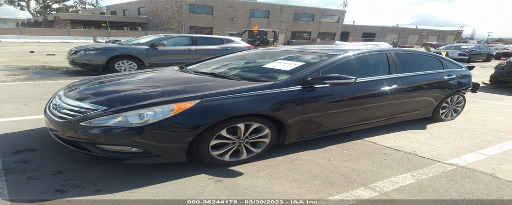 5NPEC4AC3EH875046 2014 HYUNDAI SONATA photo no. 2